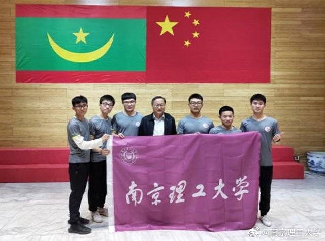 七十二层奇楼赵丽颖个人写真 赵丽颖嘟嘴卖萌剧照【十大外围足球平台app手机版】(图1) 十大外围足球平台app