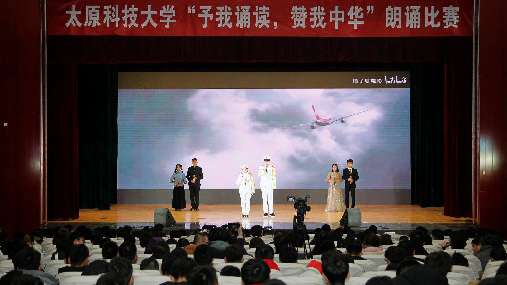 冠军稳了?英媒曝:若英超剩余角逐取消 利物浦可被授予冠军奖杯【十大外围足球大平台】(图2) 十大外围足球平台app手机版