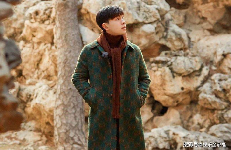 十大外围足球平台app_
现在明星只想捞快钱？邓伦一连接了近十部综艺节目 粉丝召唤敬服羽毛(图5)