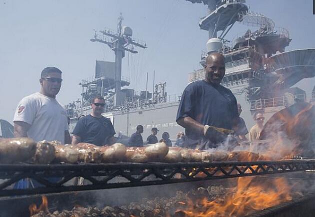 十大外围足球平台app手机版|巴萨0-0客平奥林匹亚科斯,罗贝托伤退,苏亚雷斯单刀中楣(图2) 十大外围足球平台app