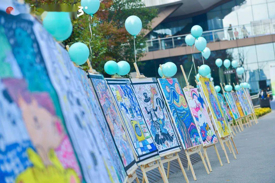 
童画世界 “足”够精彩丨首届少儿大型艺术展&热血足球联赛 火热启幕-十大外围足球平台app(图10)